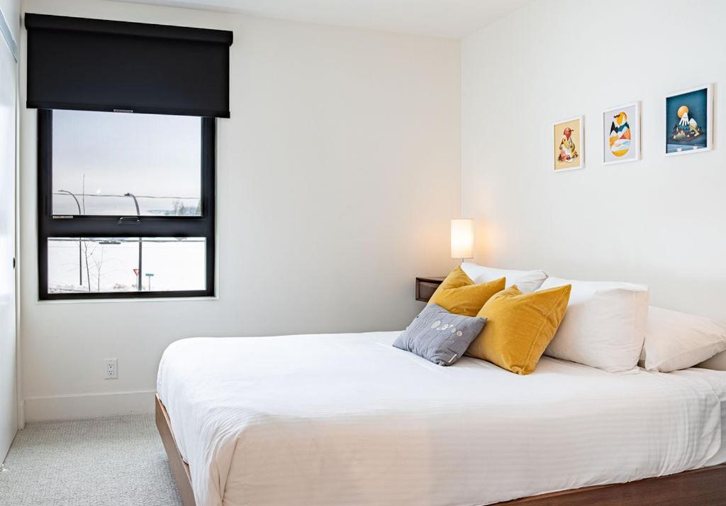 Appartamento Revel In The Stoke By Revelstoke Vacations Esterno foto